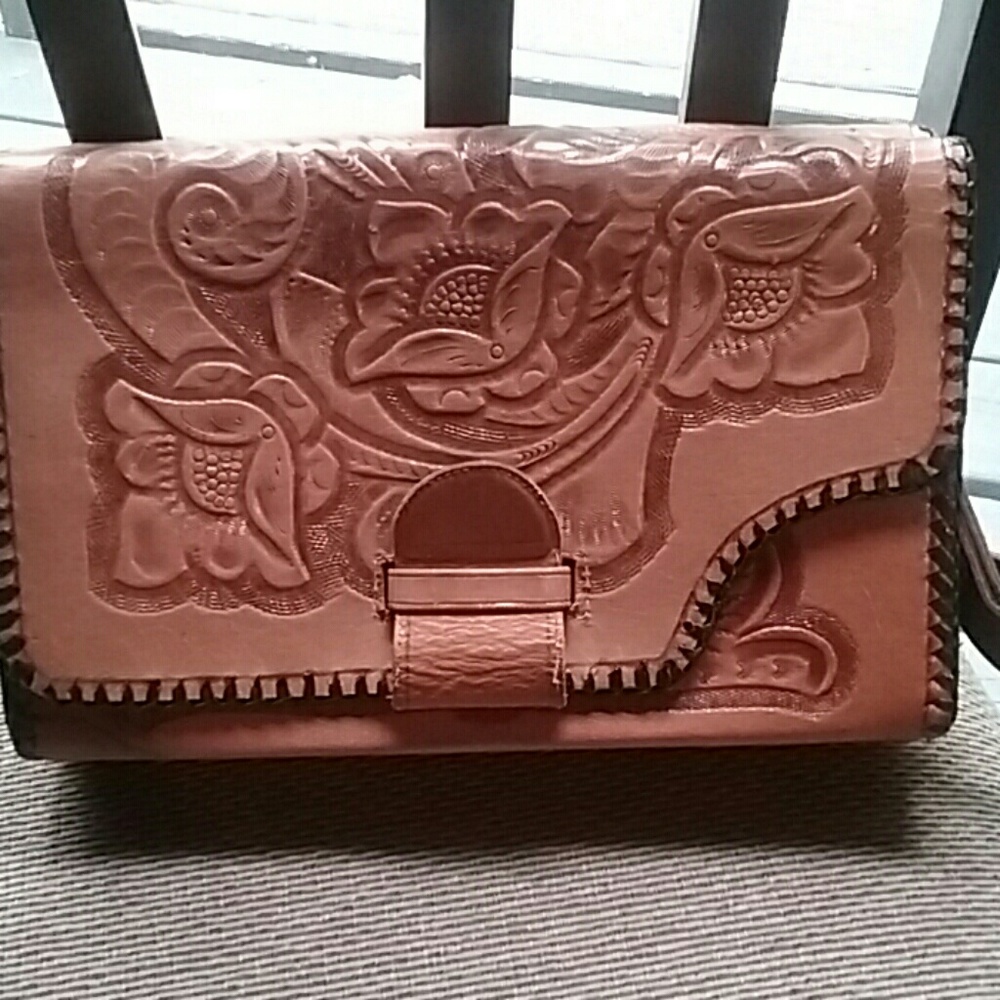 Vintage hand tooled purse - Picture 2 of 8